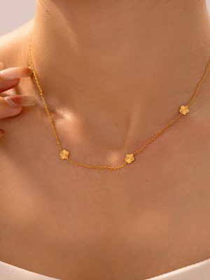 Xqiao Flower Clavicle Chain Elegant Design Stainless Steel Plated 18K Real Gold Ornament