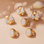 Super Exquisite Four-Leaf Clover Inlaid Mud Rhinestone Ring Environmentally Friendly Stainless Steel Material Plated 18K Real Gold Ornament