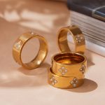 High Quality Stainless Steel Claw Inlaid 7mm Plum Zircon Ring Plated 18K Real Gold Simple Ring