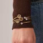 Light Luxury Stainless Steel 5A Zircon Bracelet Female Flowers Openings Thin Bracelet 18K Gold Design Bracelet
