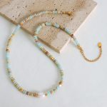 New Creative Retro Court Gorgeous Handmade Beaded Clavicle Chain Pearl Light Luxury Necklace