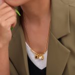 French Retro Two-Color Asymmetric Square Pendant Necklace 18K Gold Plated Light Luxury Minimalist Stainless Steel Ornament