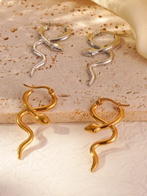 French Style Stainless Steel Snake-Shaped Earrings Light Luxury Versatile Ins Female Snake Bone Joint