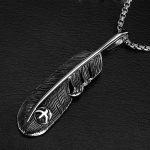 color: Leaf + Stainless Steel Chain