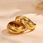 Advanced Interwoven Double Ring Female Stainless Steel Plated 18K Gold Bracelet Ornament