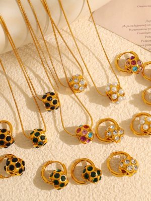 Maillard Rotatable Diamond Small Waist Pendant Ear Clip Design Refined and Simple Necklace All-Match Suit