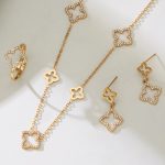 Full Zirconium Hollow Four-Leaf Flower Earrings Open Ring Clavicle Chain 18K Gold Plating Exquisite Jewelry