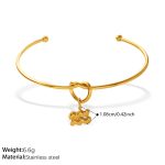 color: SZ347G-PJ431G1 Aquarius Gold Solid Pendant