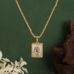 Square Sea Shell Necklace Zircon Pendant Light Luxury Hemp Flowers Chain All-Match White Collar Commuter Stainless Steel Necklace
