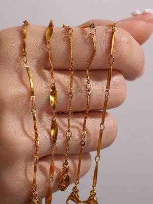 Simple Chain Necklace for Men and Women Lovers Wild Stainless Steel 18K Gold Plating Necklace Light Luxury Accessories for Women