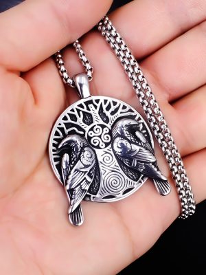 Ornament Personality Retro Devil Bull Head Skull Men's Stainless Steel Pendant Necklace