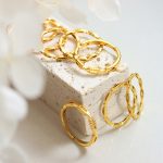 Retro Hollow Ring Index Finger All-Match Earrings Non-Fading Stainless Steel Plated 18K Real Gold A133-5 Twin Suit