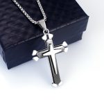 color: Black No Rhinestone + Steel Chain