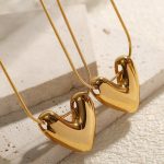 Gold Love Necklace Women's Cold Clavicle Chain Heart-Shaped Pendant Personality All-Match Stainless Steel