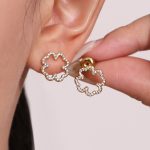 High Version Four-Leaf Flower Full Diamond Super Flash Zircon Necklace Bracelet Ear Studs Entry Lux Elegant Stainless Steel Ornament