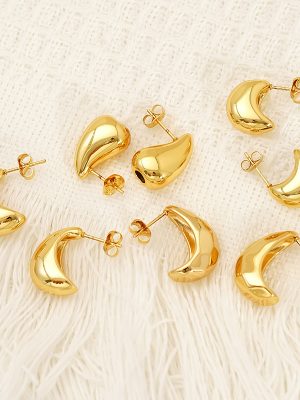 Light Luxury and Simplicity Senior Golden Bright Surface Water Drop Ear Studs Female Solid Hollow Stainless Steel Earrings