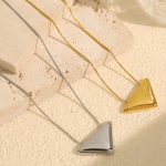 New Simple Golden Triangle Personalized Clavicle Chain Cold Advanced Plated 18K Gold Necklace