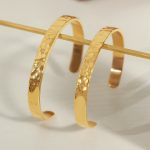 New Simple Personality Design Stainless Steel Gold-Plated Irregular Concave and Convex Hammer Surface Open Bracelet Female Accessories