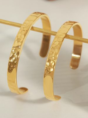 New Simple Personality Design Stainless Steel Gold-Plated Irregular Concave and Convex Hammer Surface Open Bracelet Female Accessories