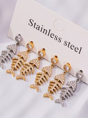 Exquisite and Small Fishbone Inlaid Zircon Eardrops Stud Earrings 18K Gold Plating Simple Earrings Slimming Face