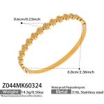 color: Z044-Gold Bangle