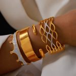 Simple Stainless Steel Open-Ended Bracelet Women's Cold Light Luxury Non-Fading 18K Gold Accessories