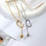 INS Cold Stainless Steel Ball Necklace Female Temperament Design 18K Gold Plating Clavicle Chain