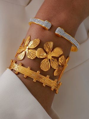 New Stainless Steel 18K Gold Open-Ended Bracelet Geometric Pleated Texture Design Ins Ornament
