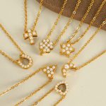 Exquisite Four-Leaf Clover Necklace Stainless Steel Cross Shelf White Pearl Clavicle Chain All-Match Jewelry