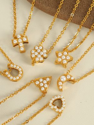 Exquisite Four-Leaf Clover Necklace Stainless Steel Cross Shelf White Pearl Clavicle Chain All-Match Jewelry