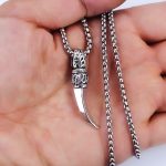 color: Curved Blade + Steel Chain