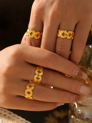 French Style Cold Simple Winding Texture Ring Stainless Steel 18K Gold Plating Personalized Opening Adjustable Ring Women