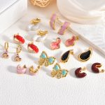 Light luxury women's oil-drip stainless steel earrings, elegant high-end bowknot ear ornaments, design ear studs in heart shape.