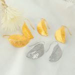 French Artistic Retro Stainless Steel Leaf-Shaped Earring Design Golden Nail High-Grade Earrings
