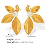 color: EH549WEG White Bead Gold Earrings