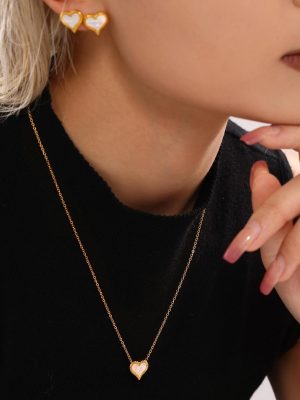 Stainless Steel Natural Fritillary Heart Shape Clavicle Necklace Ear Stud Exquisite Gift Set for Women