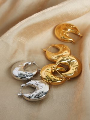 New Retro Palace Personality Stainless Steel Gold-Plated U-Shaped Antler Embossed Earrings Simple Jewelry