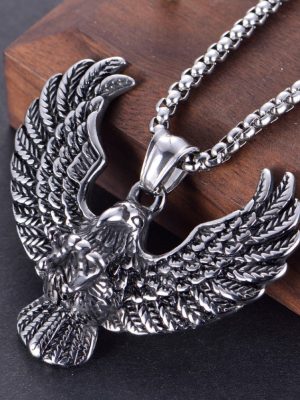 New Stainless Steel Eagle Pendant Eagle Personality Sweater Necklace Men's and Women's Clothing Accessories