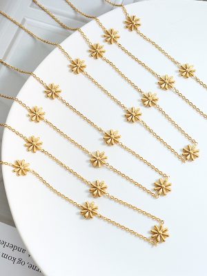 Fairy Temperamental Flower Fresh Design Little Daisy Stainless Steel Gold-Plated Necklace Non-Fading Jewelry Light Luxury All-Matching