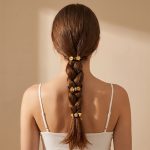 Simple Advanced Diamond-Embedded Three-Dimensional Carved Spacer Beads Black Elastic Hair Ring Temperament Commute Essential Hair Rope