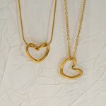 Stainless Steel 18K Gold Plating Hollow Heart Necklace Women's Advanced Clavicle Chain