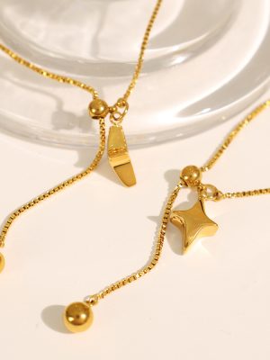 New Simple and Versatile Four Eight-Pointed Stars Pendant Necklace Stainless Steel 18K Gold Plating Advanced Clavicle Chain