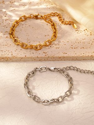 Stainless Steel Vachette Clasp Bracelet Men's and Women's Daily Font Oval Ring Opening Pig Nose