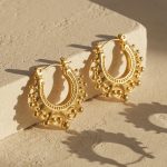Mild Luxury Retro U-Shaped Crown Earrings Stainless Steel 18K Gold Plated Luxurious Style Earrings