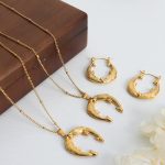 New Light Luxury Advanced Personality Design Dolphin Stainless Steel Necklace Earrings Simple Jewelry Women