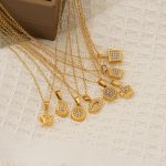 High-Grade Stainless Steel Necklace Women's Simple Five-Pointed Star Geometric Diamond Inlaid Clavicle Chain