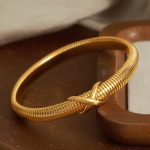 New Personalized Design All-Match Stainless Steel 18K Gold Plating Spring Bracelet Ornament Female
