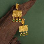 Retro Exotic Exaggerated Wood Grain Rectangular Tassel Inlaid Shining Zircon Light Luxury Personality Stainless Steel Female Earrings
