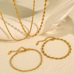 New Personalized Hip Hop Clavicle Chain Gold Stainless Steel Plated 18K Beanie Bracelet Simple Jewelry