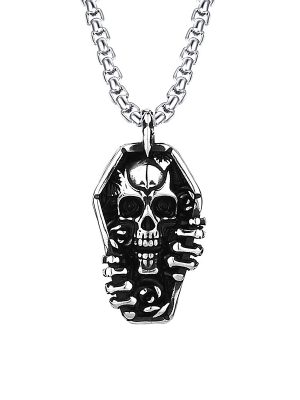 Hip-hop skull necklace, men punk retro pendant, versatile and stylish neck pendant ornament.